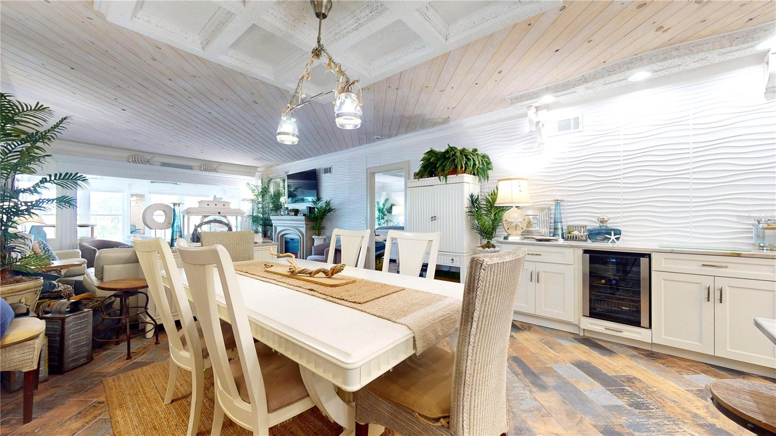 4950 Gulf Boulevard 408