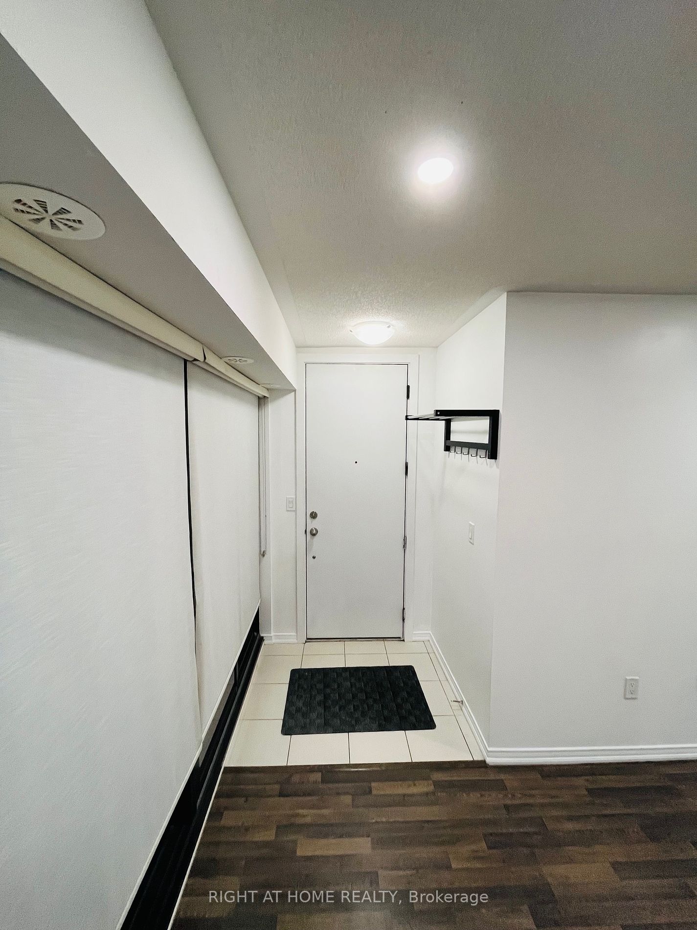 138 Widdecombe Hill Blvd 707