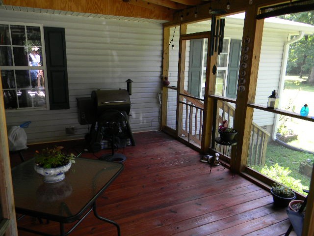 105 Hagerville Hollow Rd