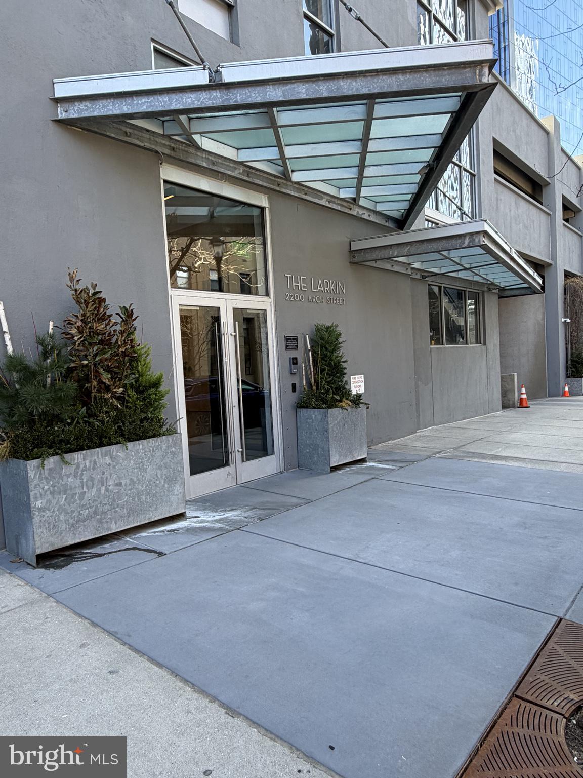 2200 Arch Street 912