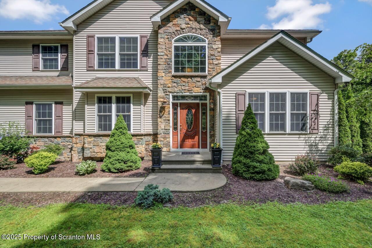 172 Constitution Drive