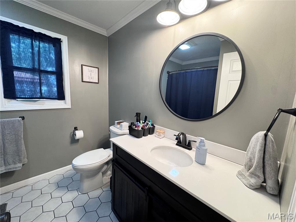 311 W Osterhout