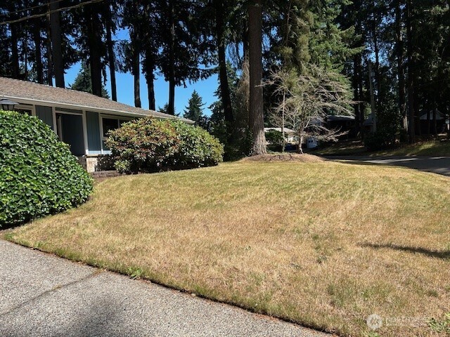 7710 Bobcat Drive SE