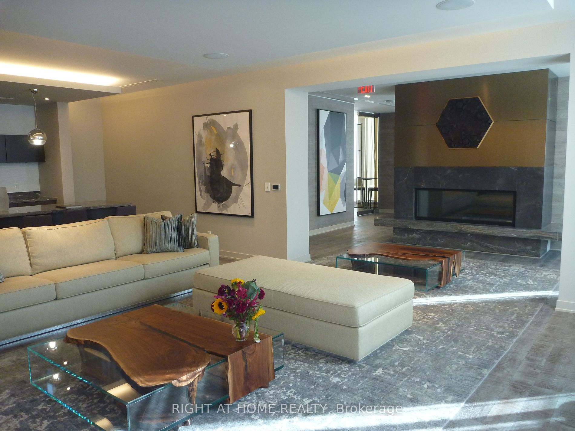 88 Scott St 1506