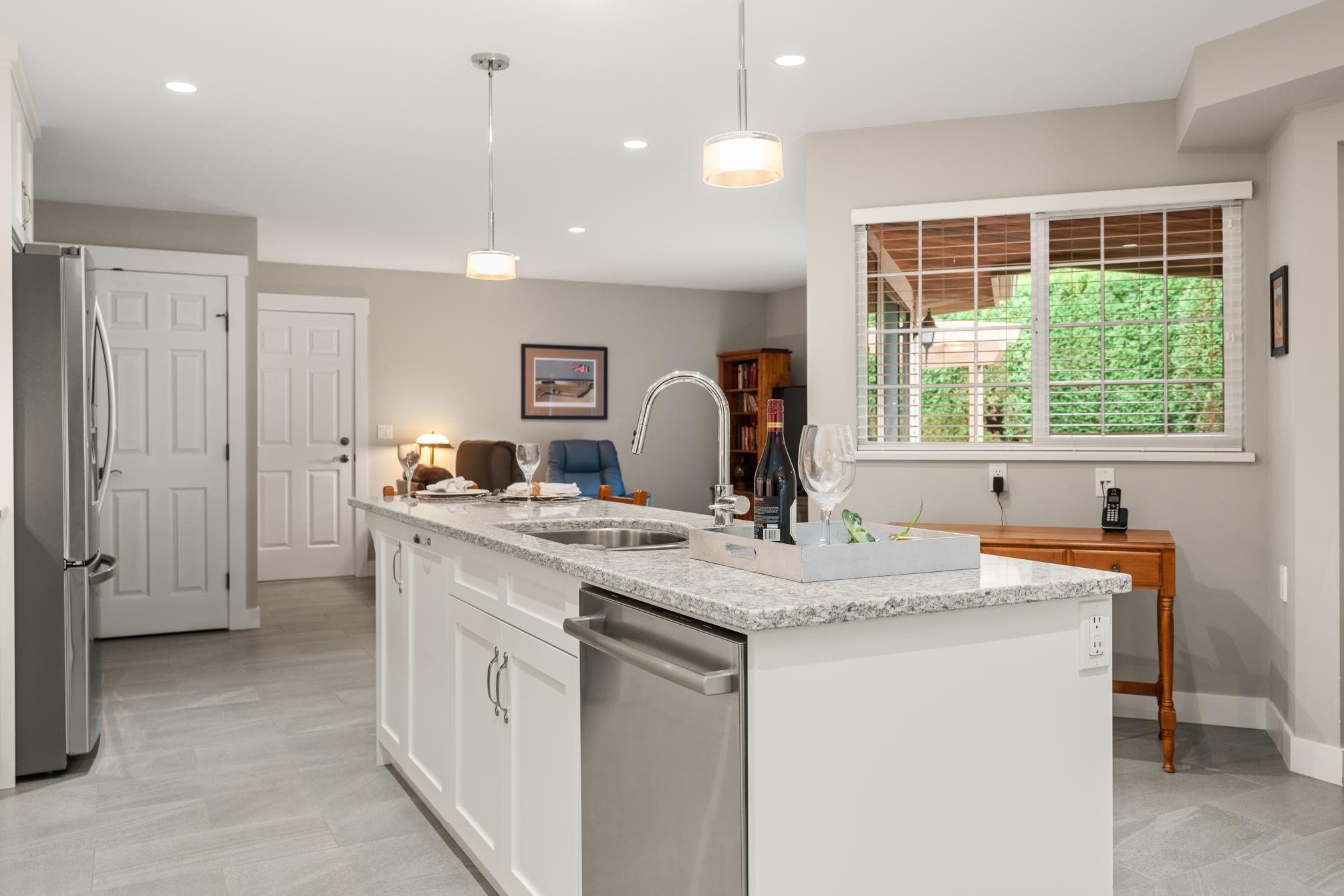 1854 Southmere Crescent 1