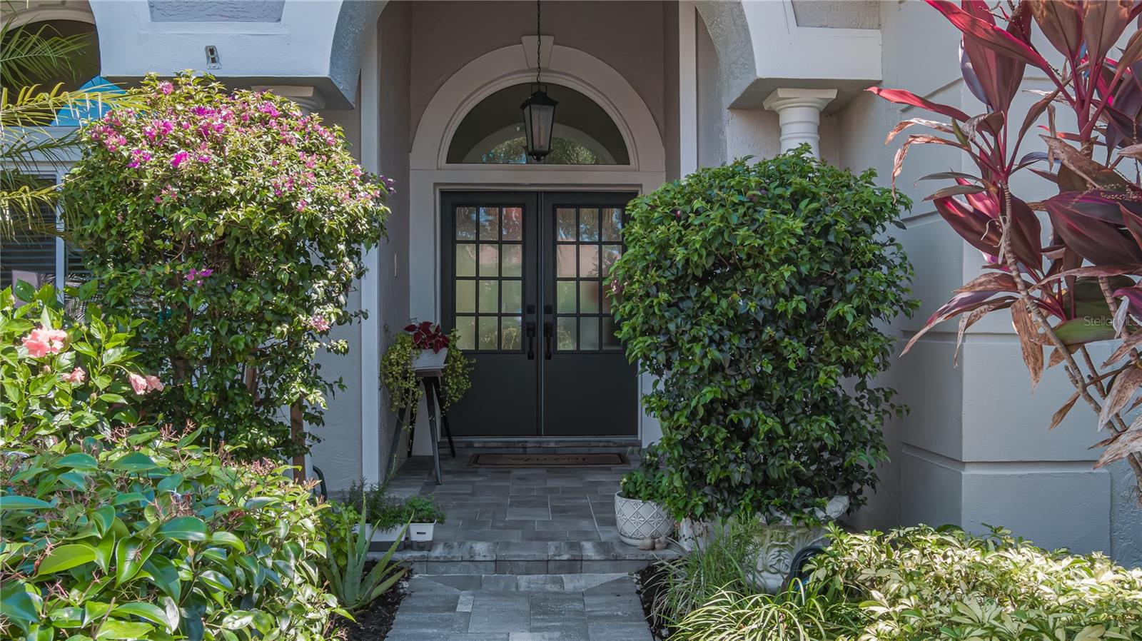 11806 Oak Ridge Drive