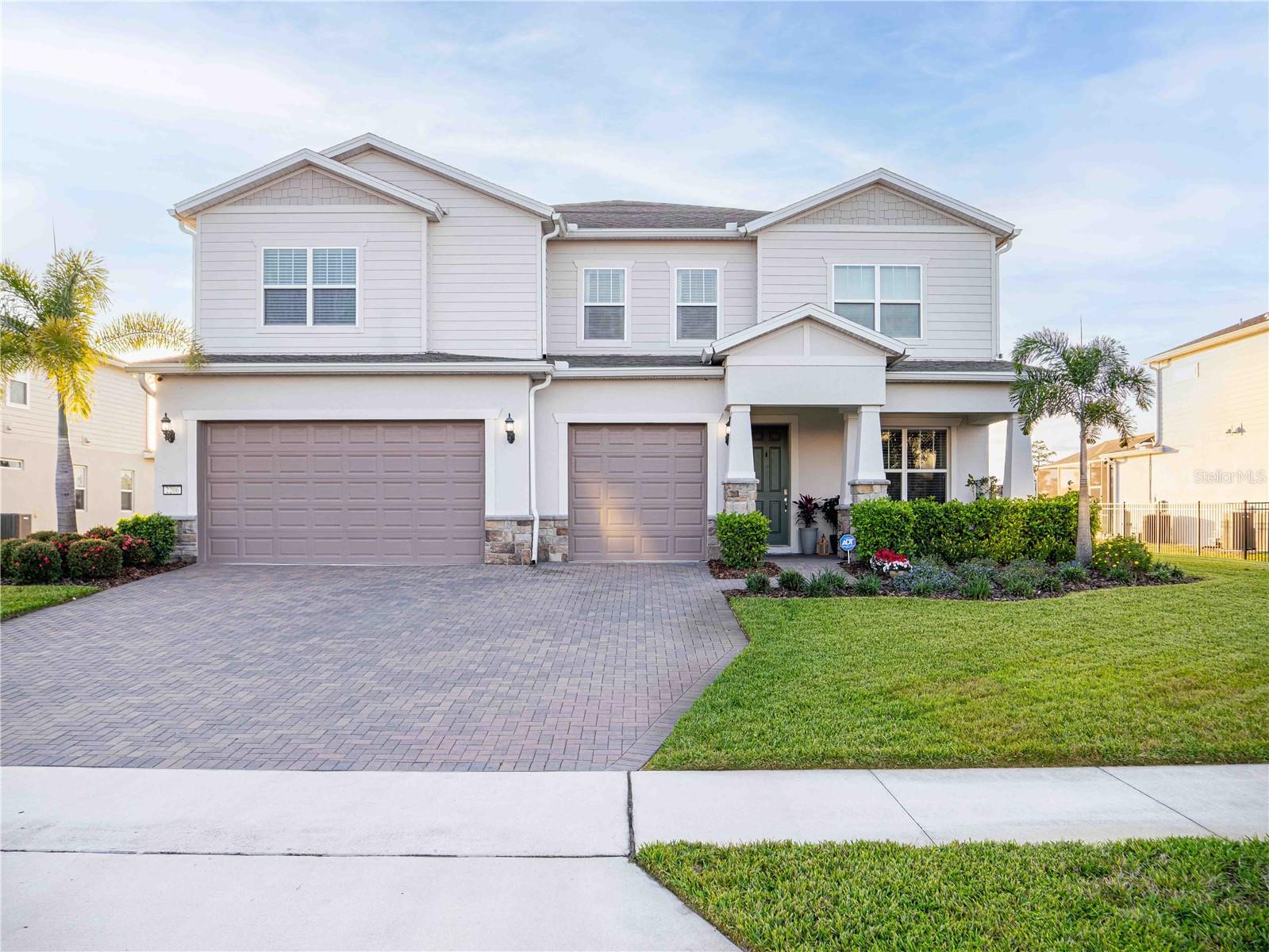 2206 Weatherly Way