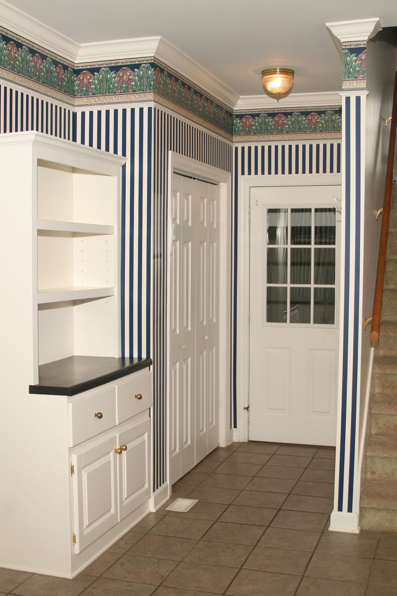 387 Natchez Trace Ct