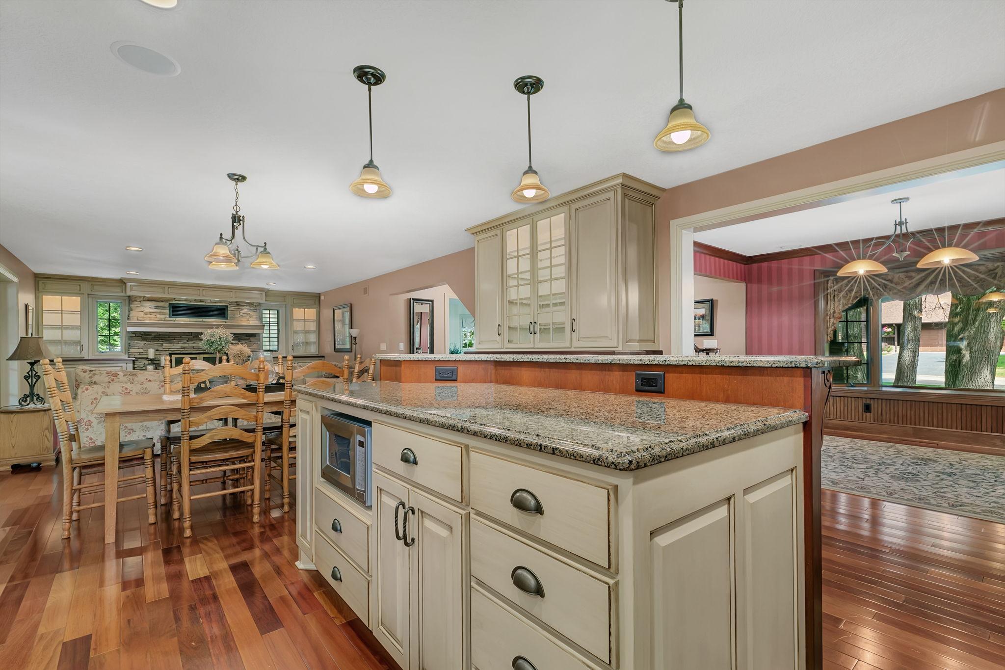 506 10th Street N