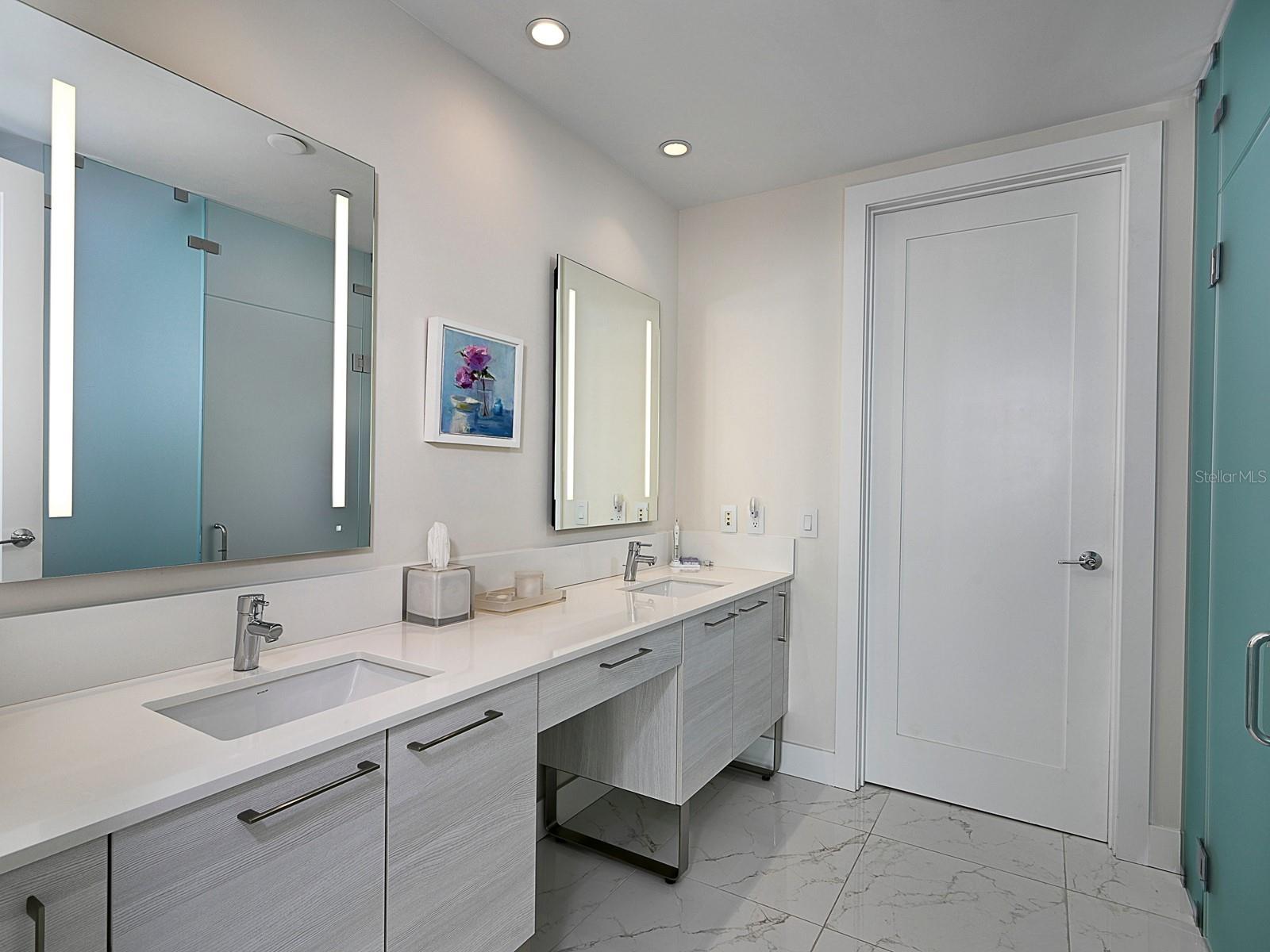 1155 N Gulfstream Avenue 1607