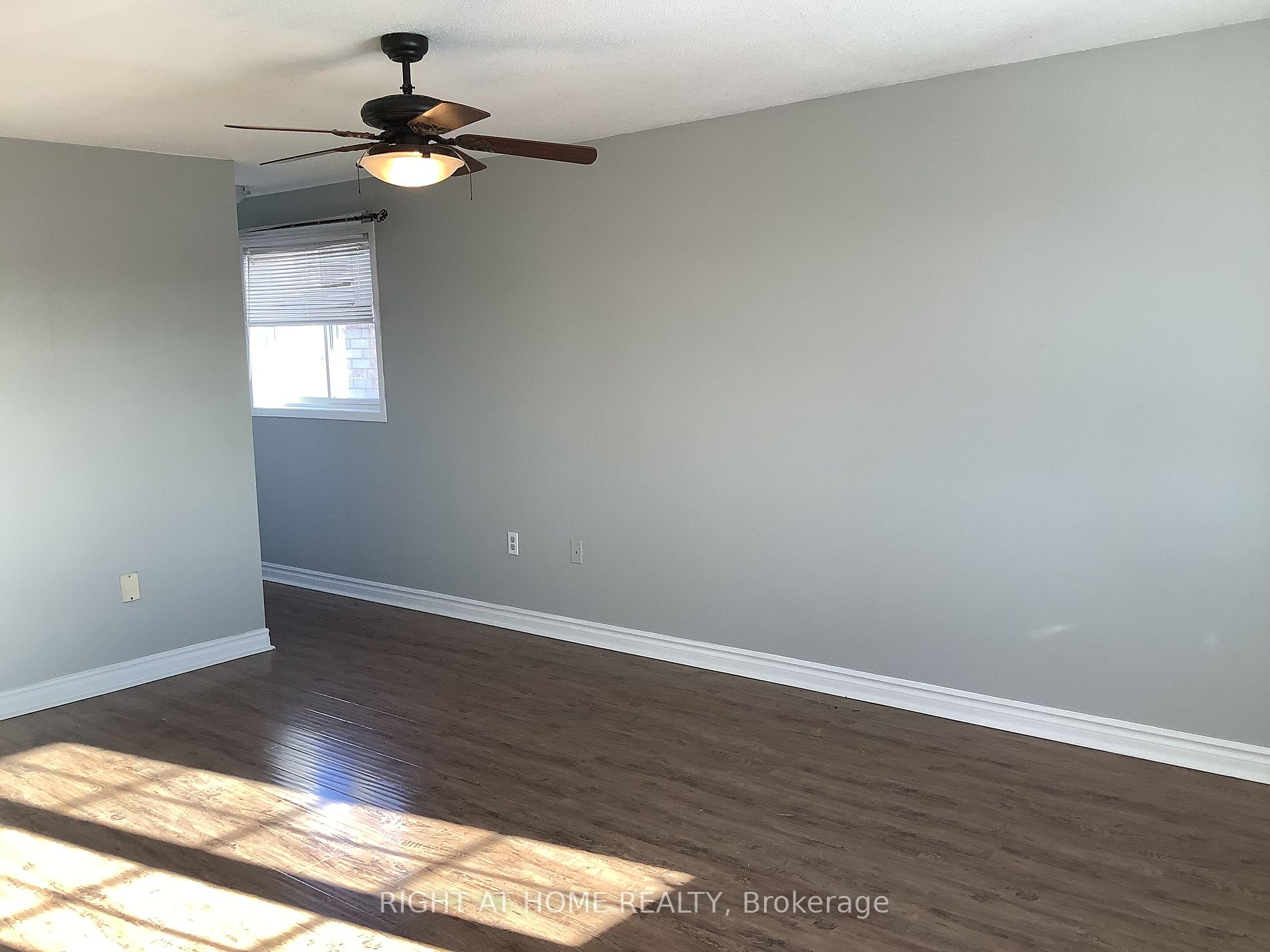 214 DUNSMORE Lane