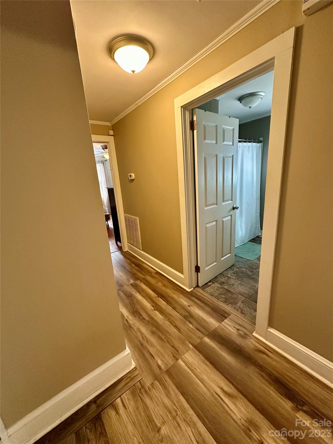 2736 Fairwood Drive