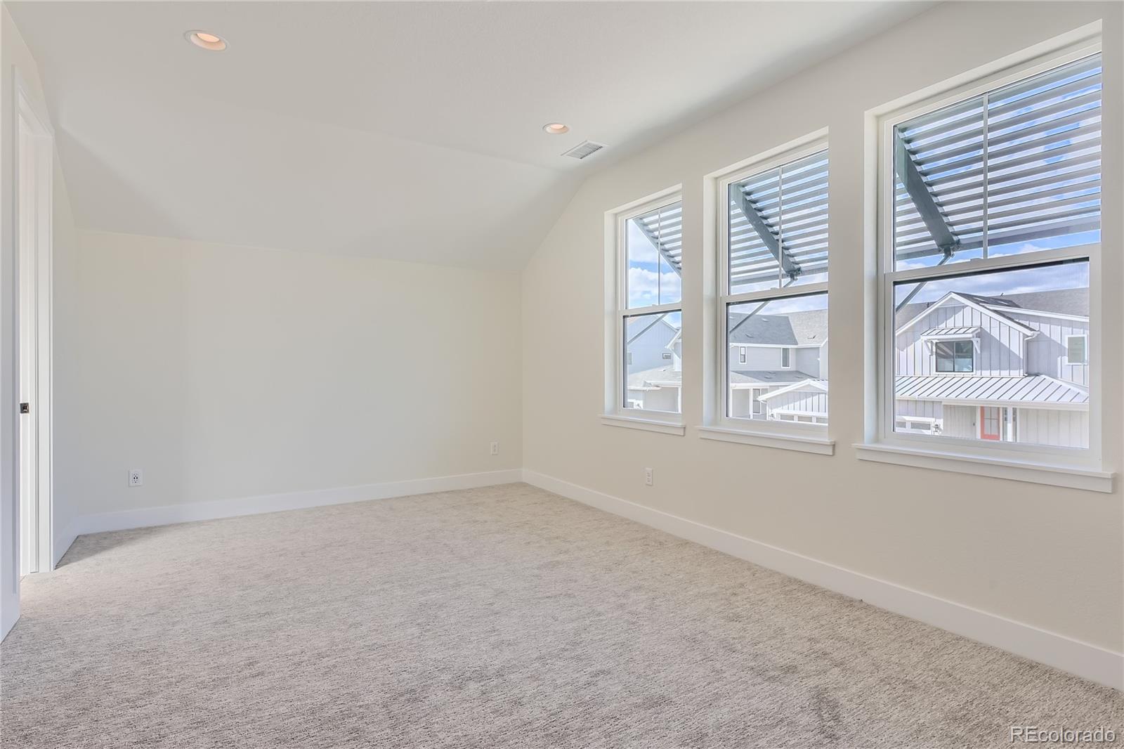 11190 Bright Sky Circle