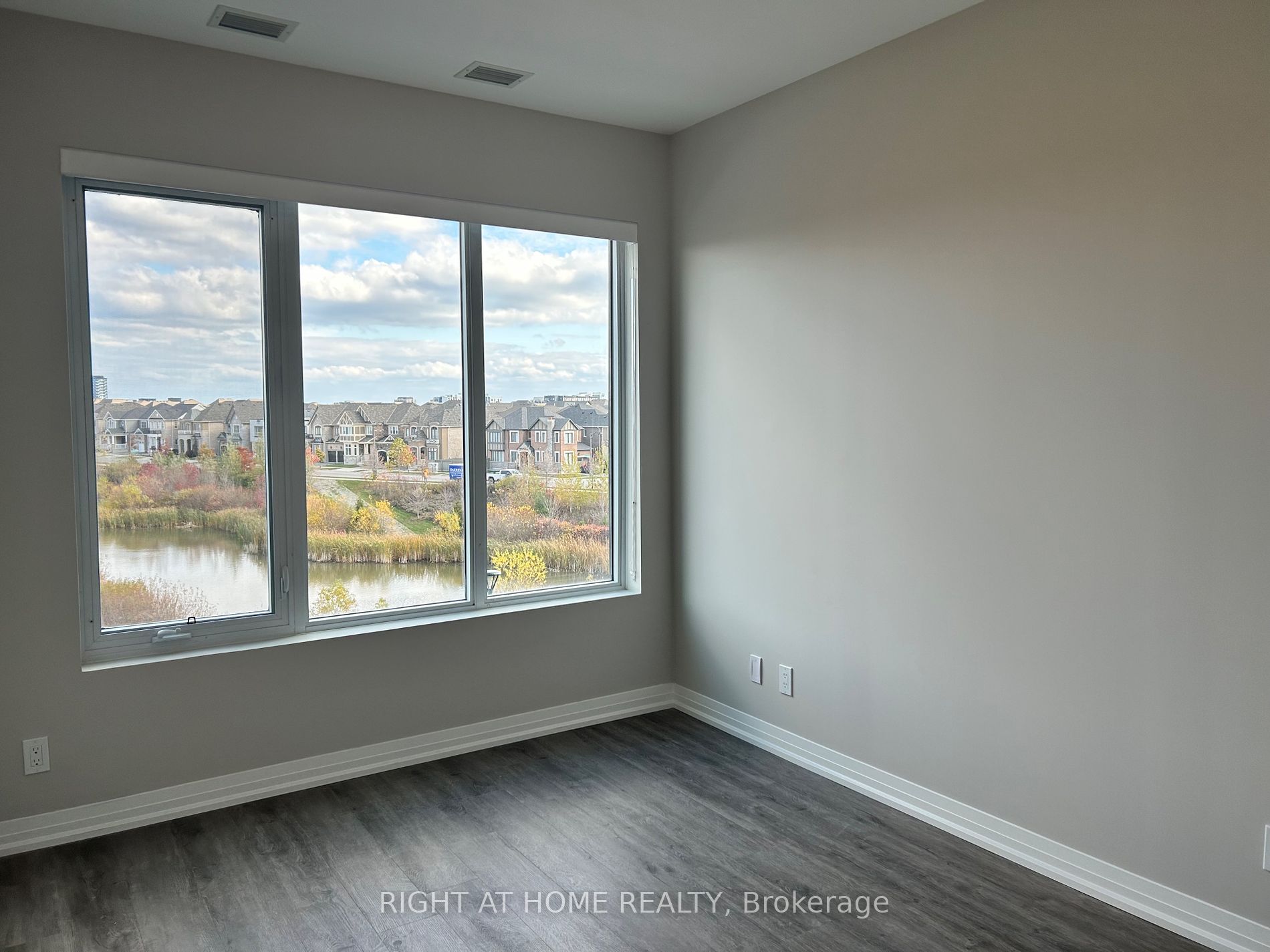 3265 Carding Mill Tr 323