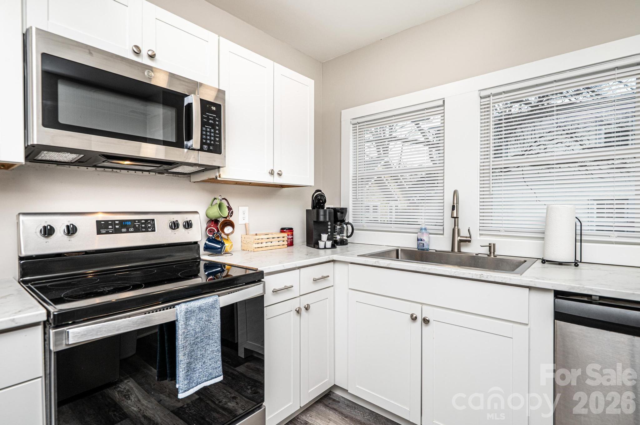 308 W Sycamore Street