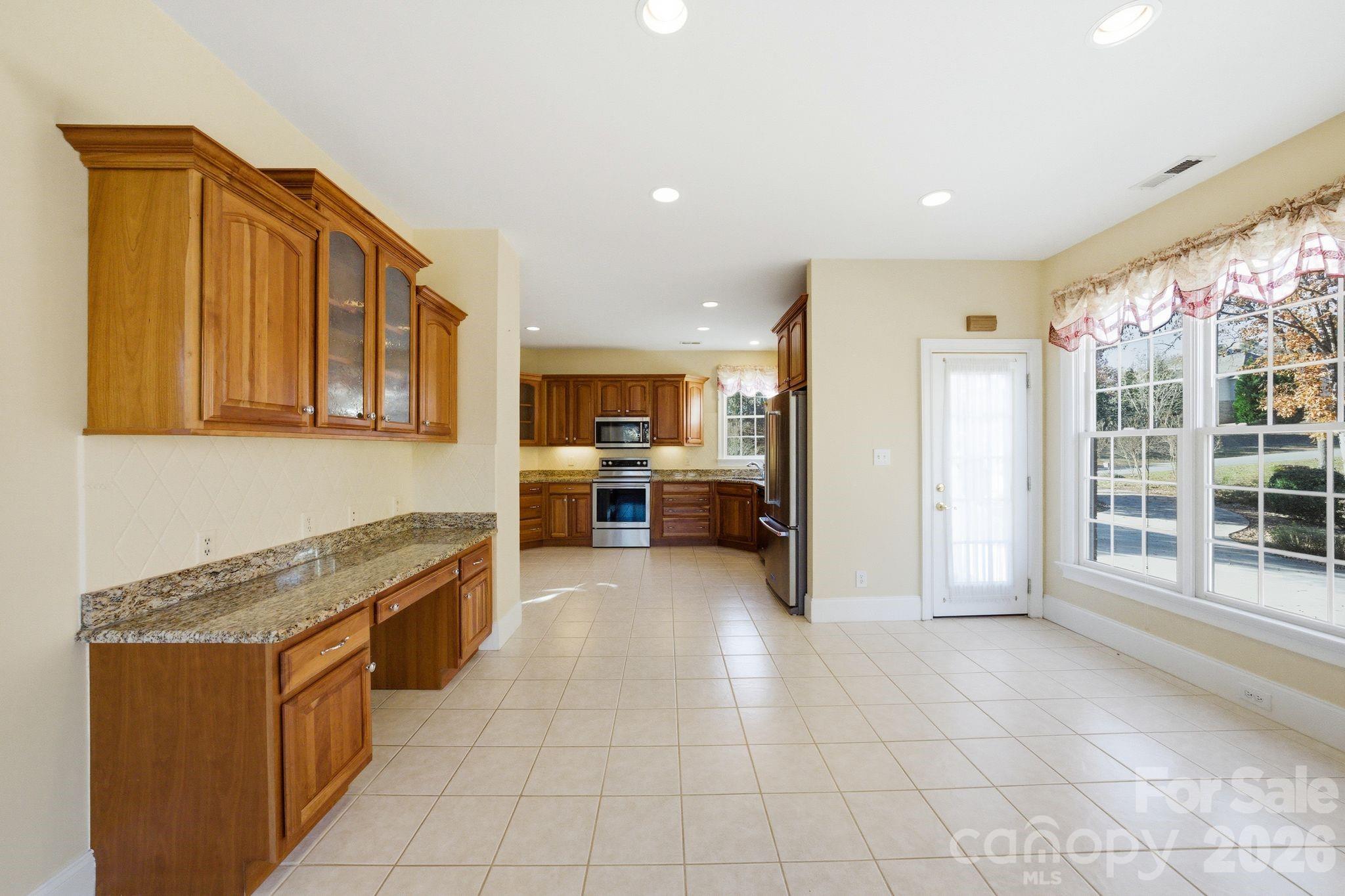 211 Harbor Ridge Drive