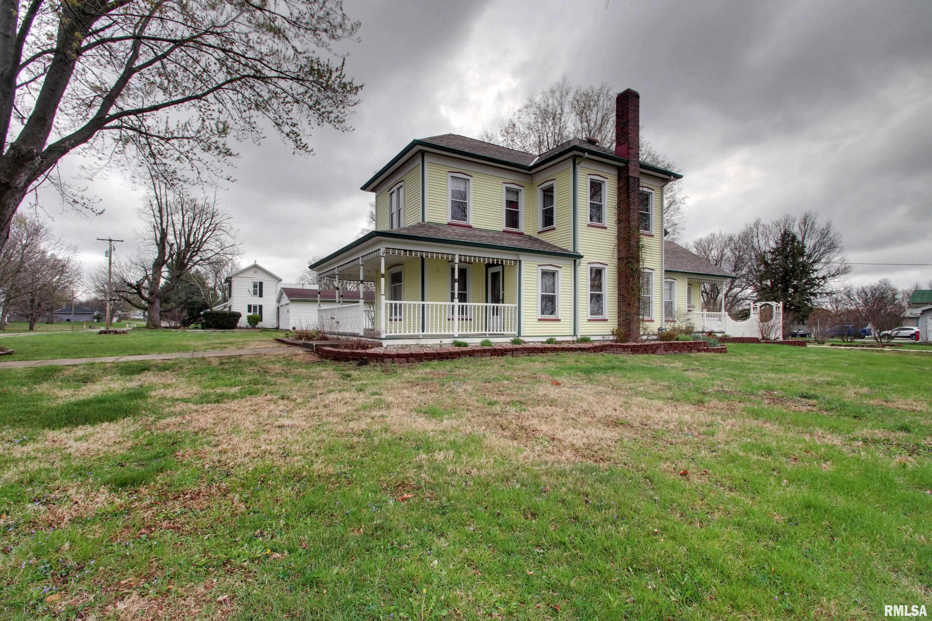 309 W Edwards Street