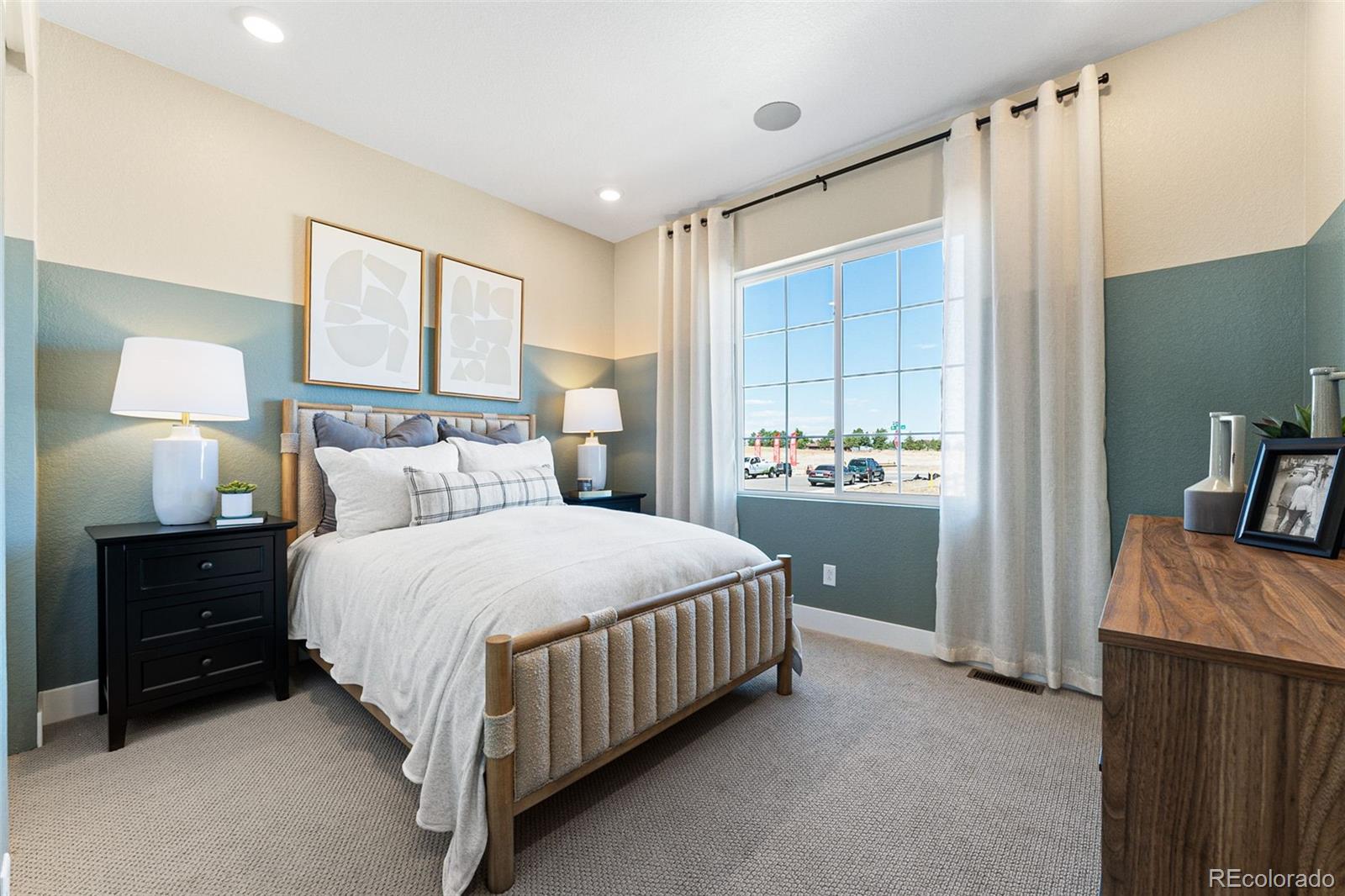 4261 Ridgewalk Point