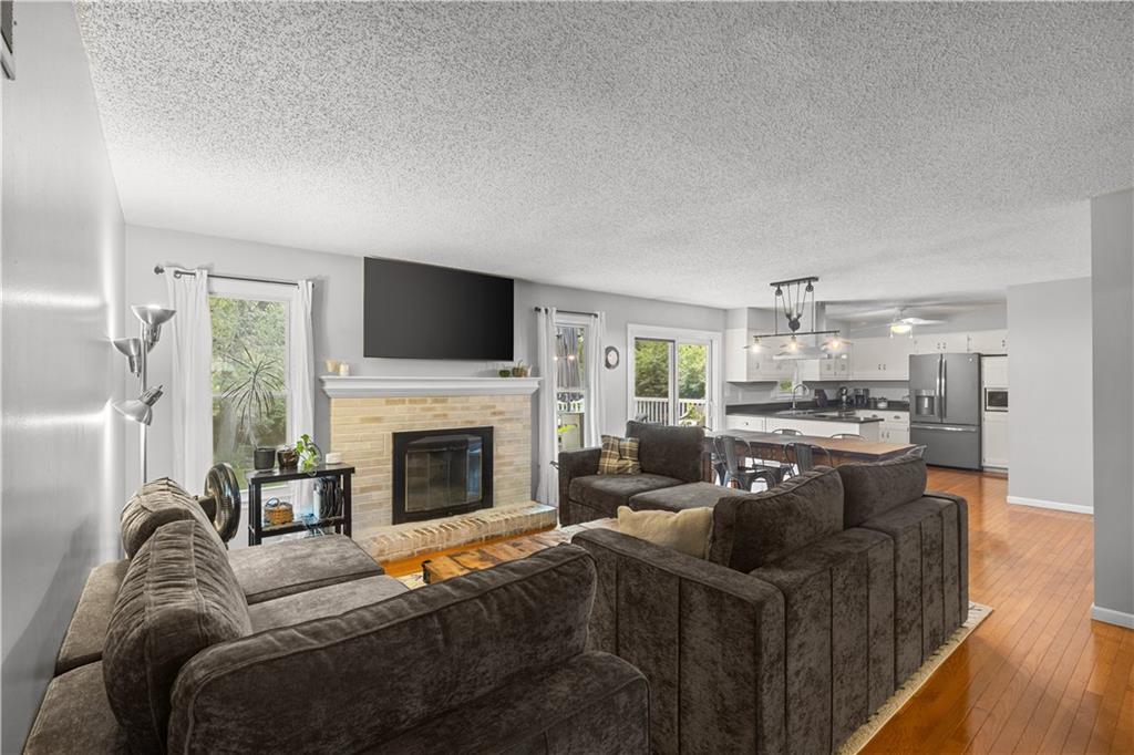 7010 N Wheaton Avenue