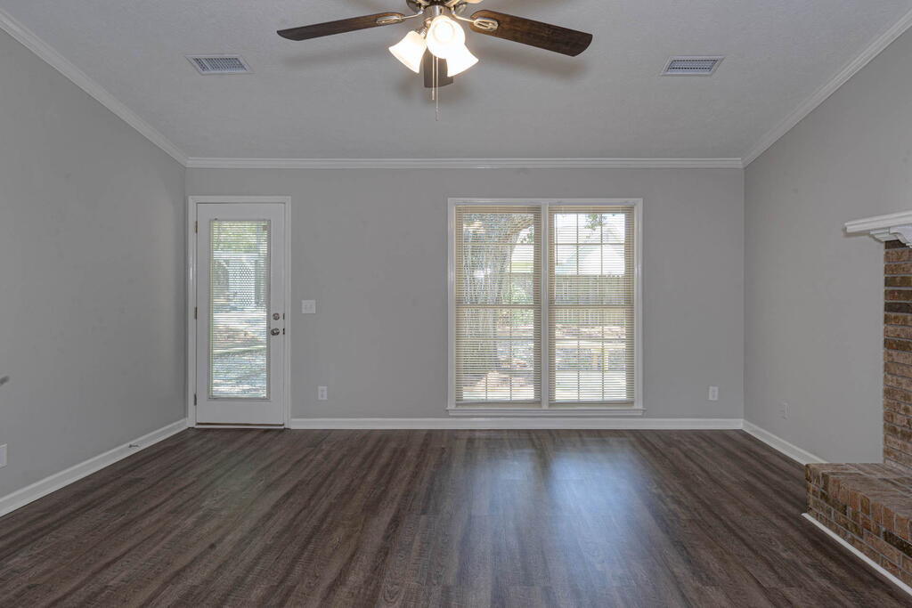 3 North Theri Ct