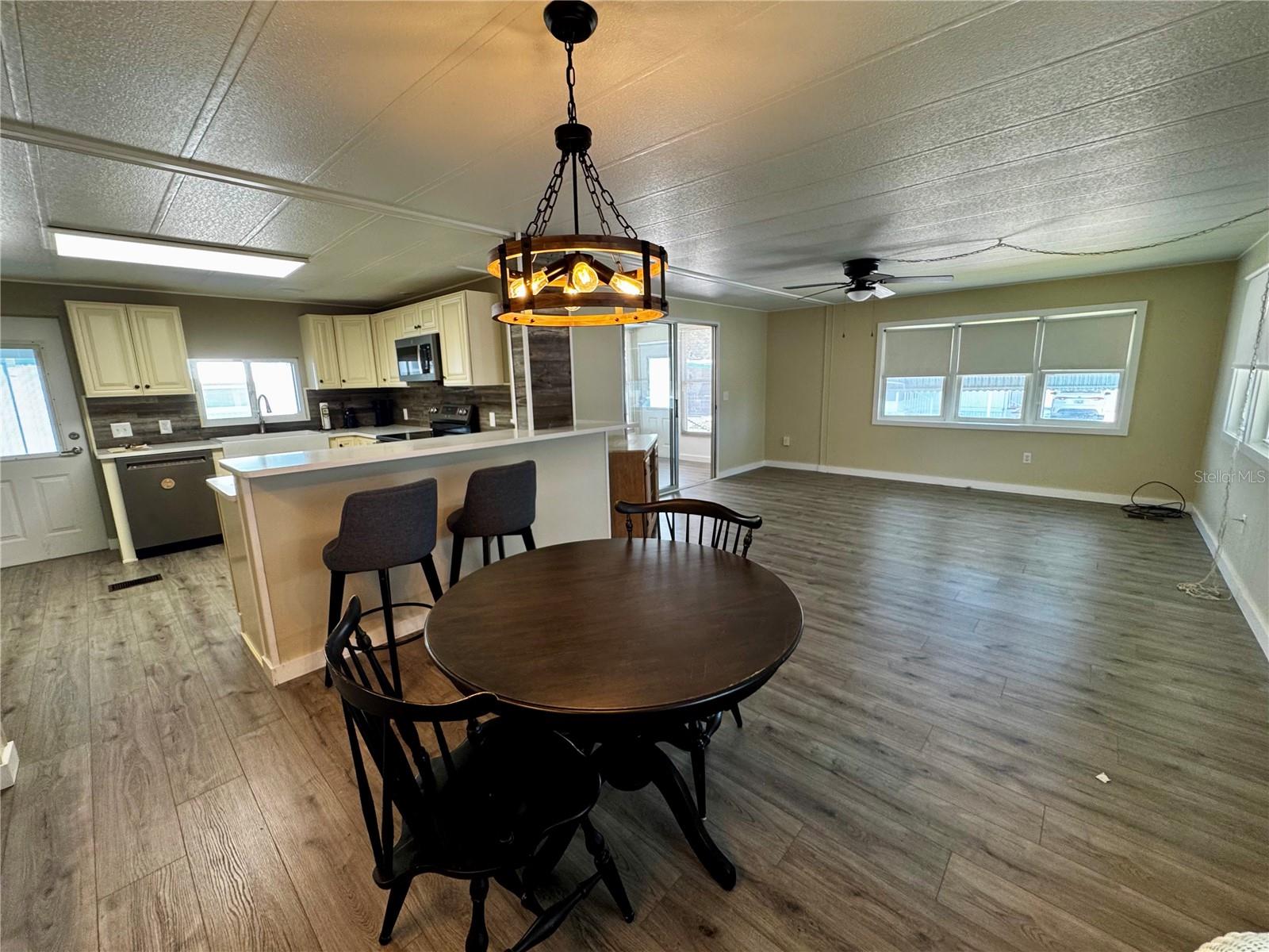 5619 Bayshore Road 120