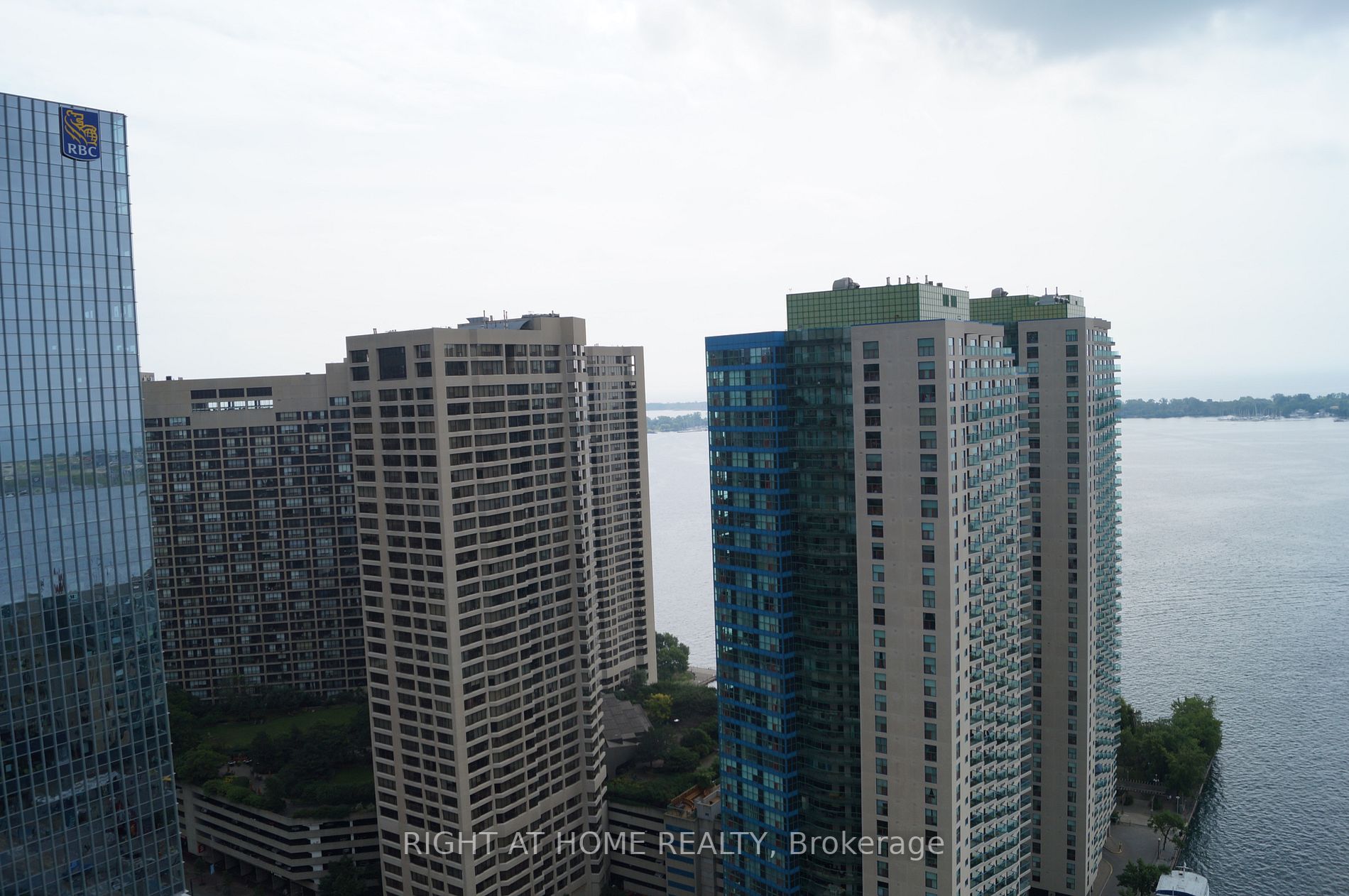 8 York St 3502