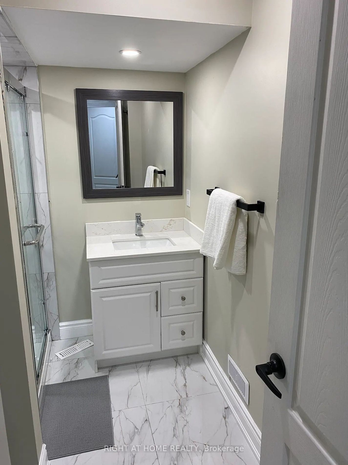 1457 S Wakehurst Cres