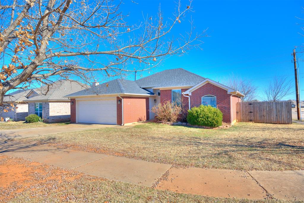 Freshly remodeled and move-in ready, this home features extensive recent updates throughout. Improvements include a new roof, new flooring, new garage, fresh interior paint, new windows, and new blinds, offering a modernized interior and updated systems.The functional layout provides comfortable living spaces with natural light, and the large backyard offers ample room for outdoor use and future possibilities. Conveniently located near shopping, dining, and major roadways.This property offers the benefit of significant recent updates already completed. Schedule your showing today!