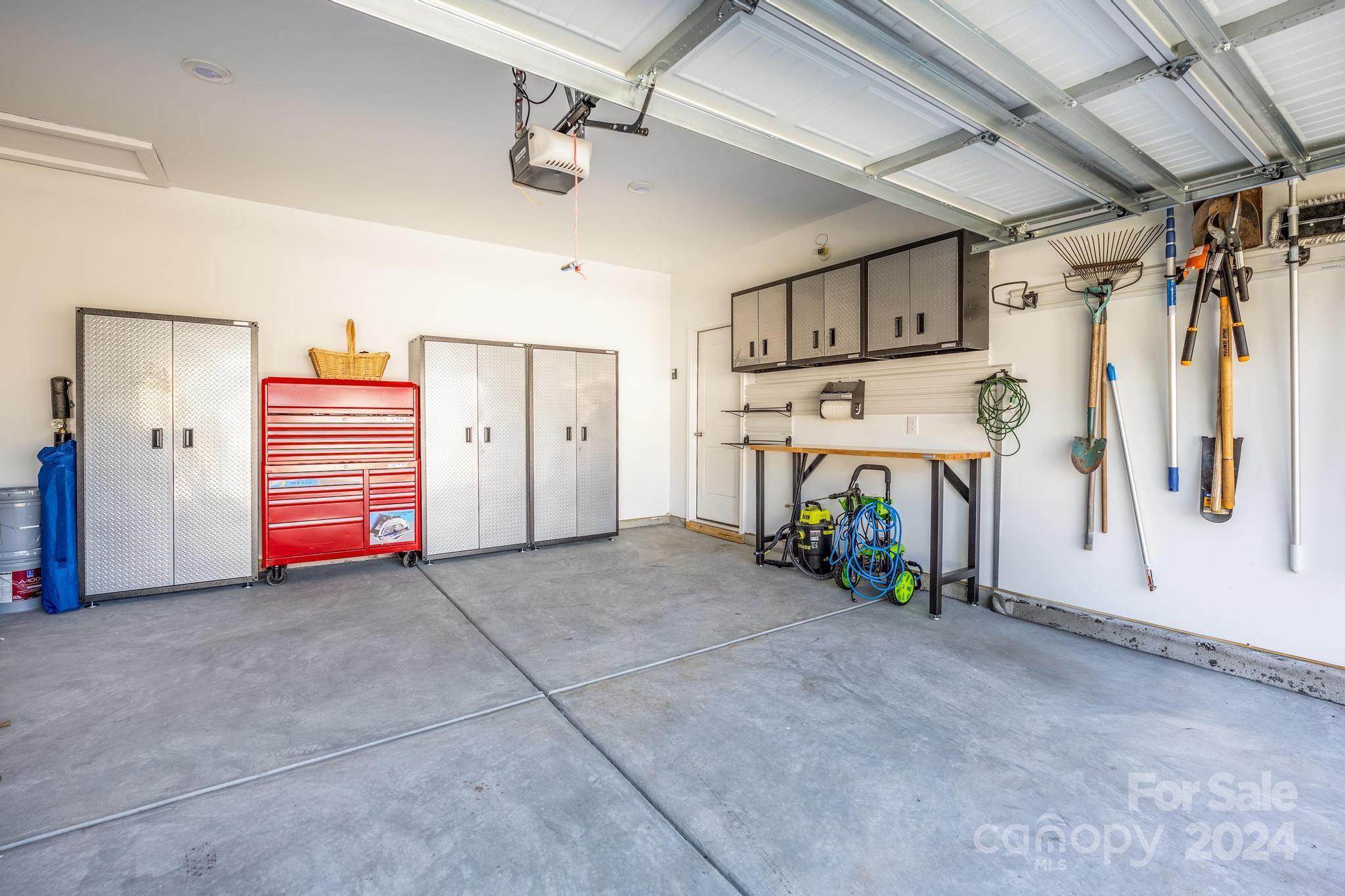 3619 Whitney Way