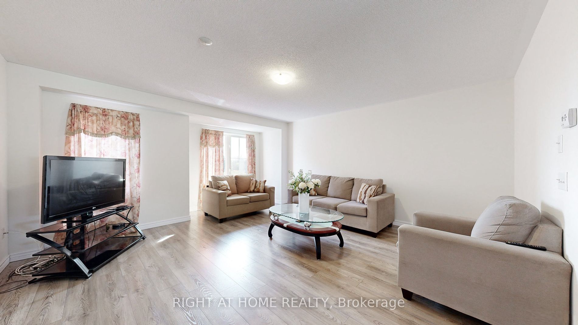 38 Jenkinson Way 131