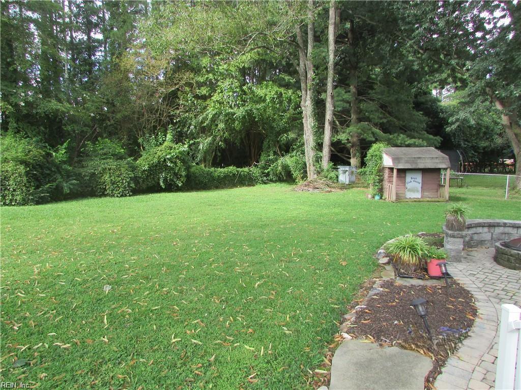 15 Carriage Hill Drive