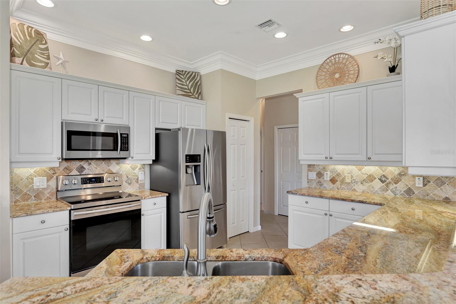 2619 Wax Myrtle Court