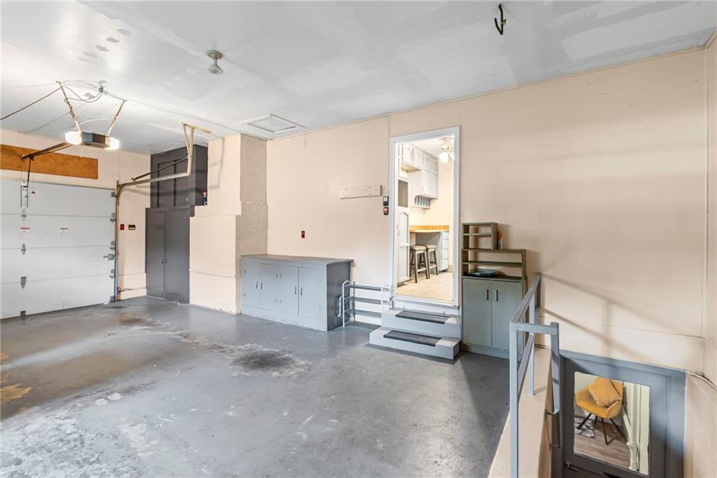 4944 NE Gladstone Avenue