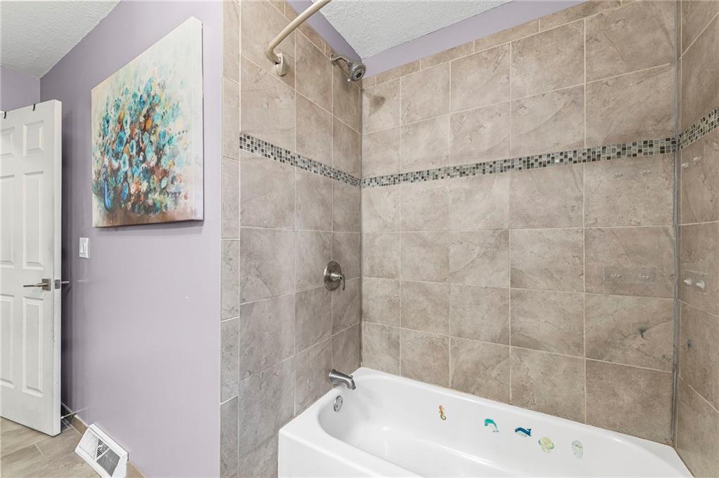 5814 Parkview Avenue