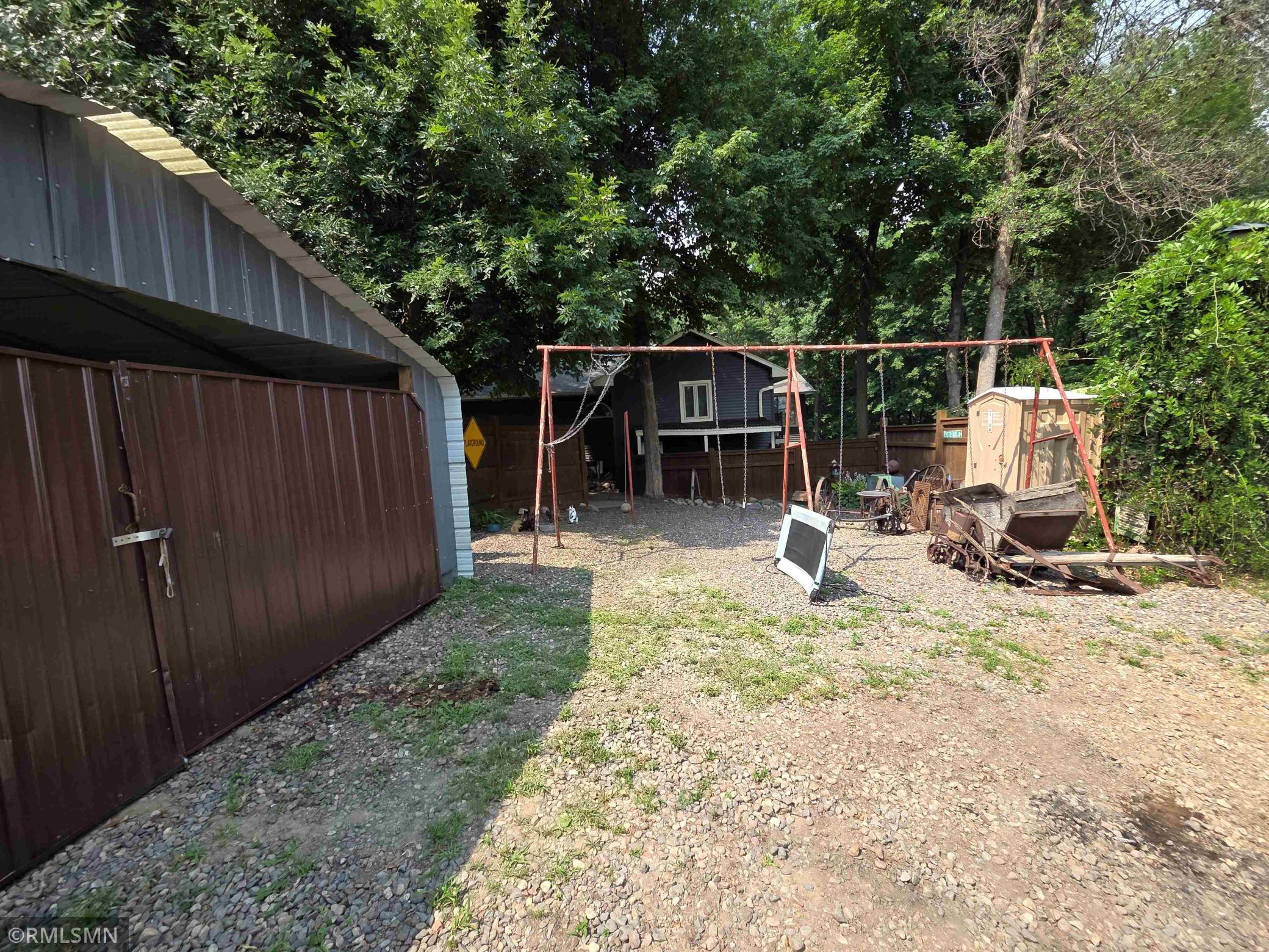 13060 Oakview Lane N
