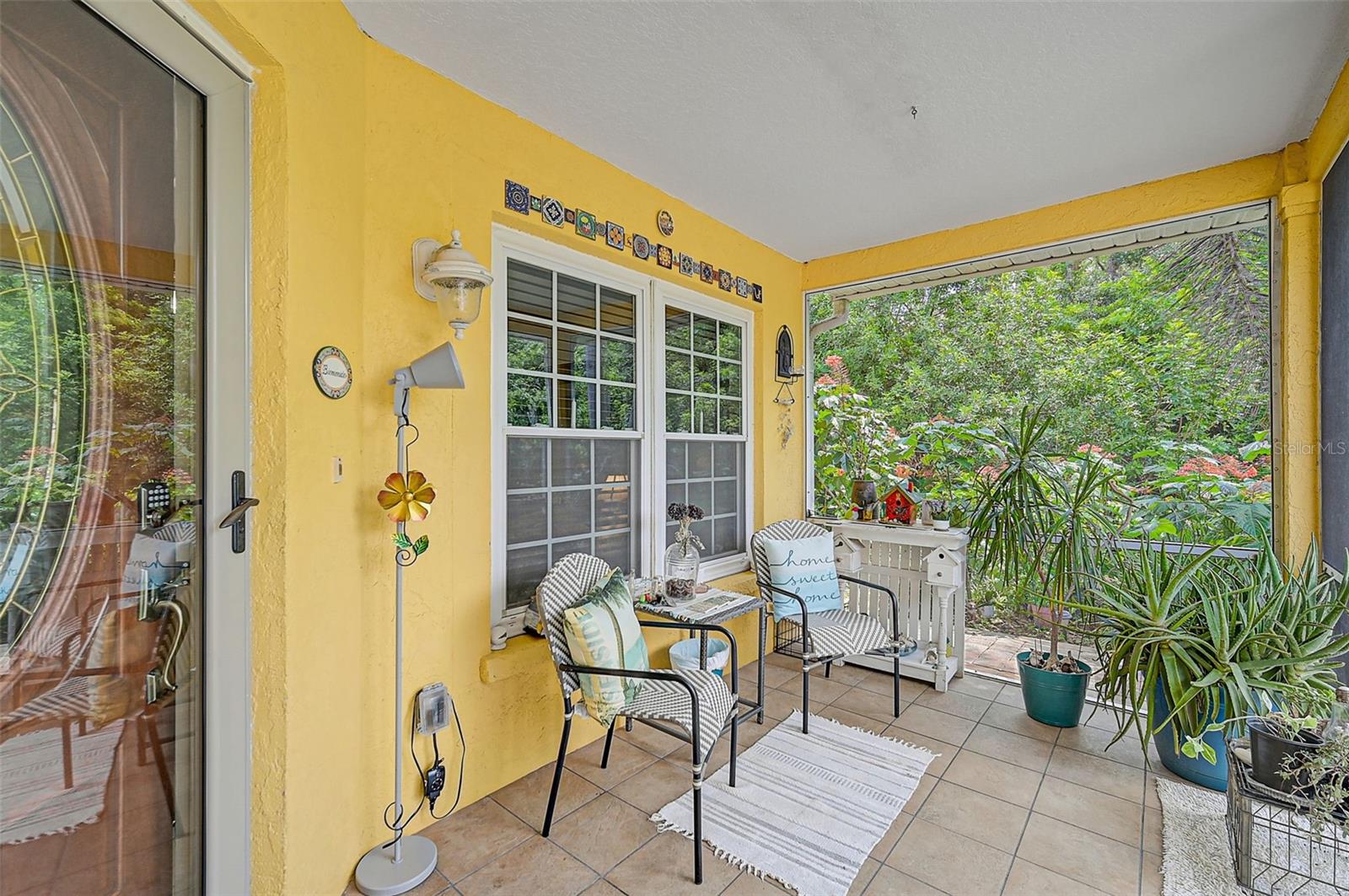 3611 Chinaberry Lane