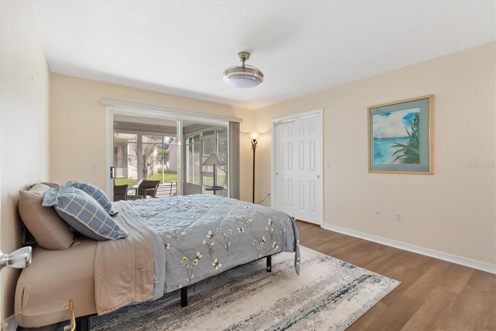 915 Ventura Drive
