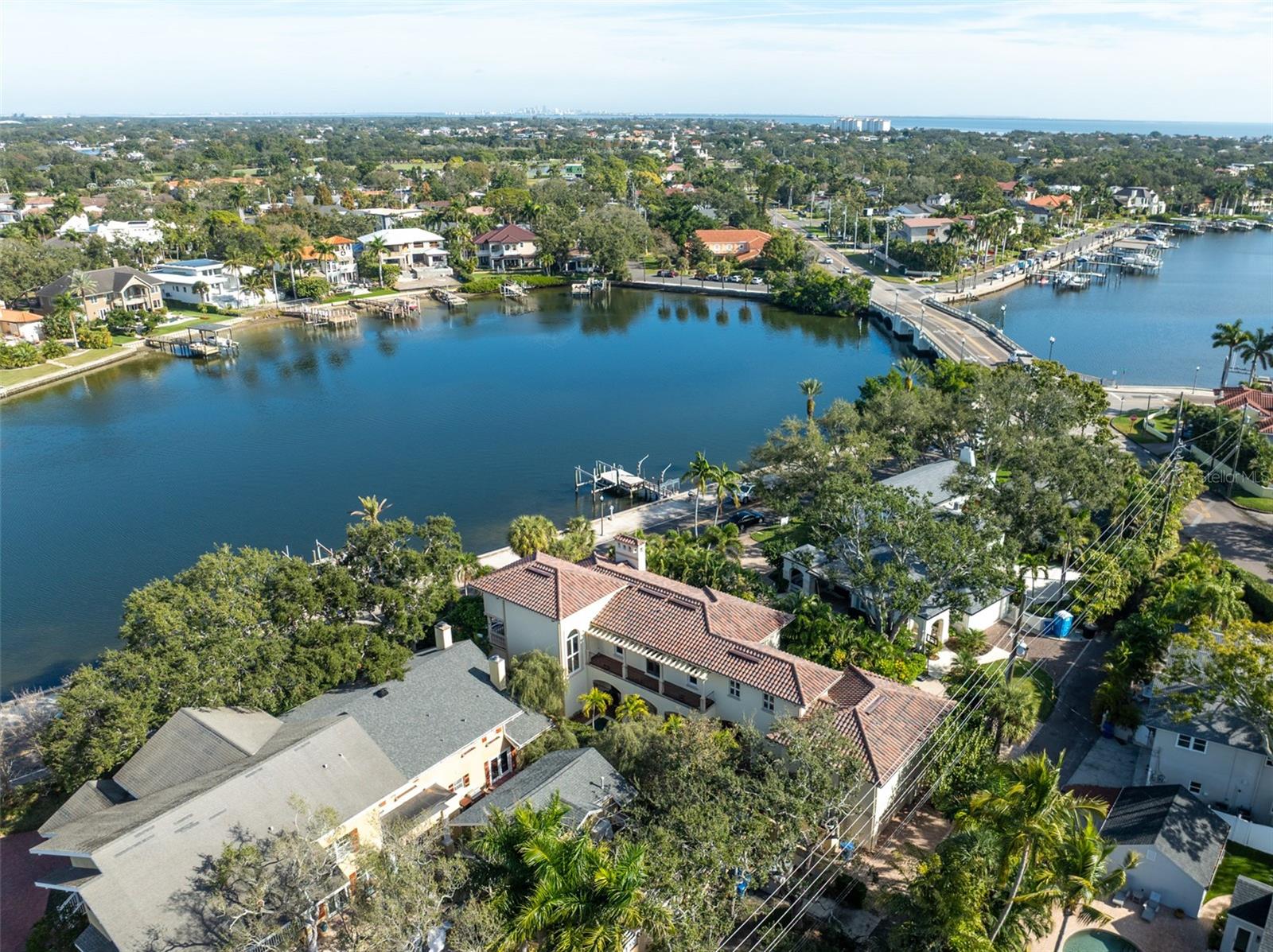 2152 Coffee Pot Boulevard NE