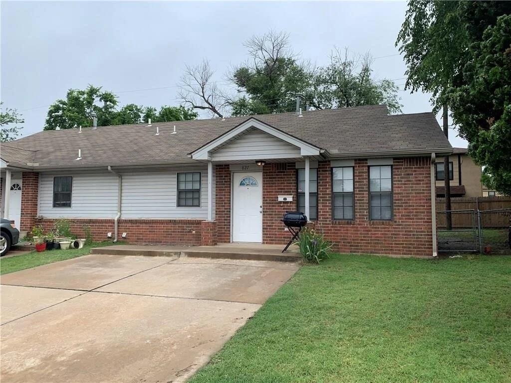 AVAILABLE IN JUNE!!! Location is great for those wanting to be close to the University of Oklahoma, Campus Corner, restaurants, and shopping. Not far from Highway 9. 2 bedroom 2 bath with a kitchen that is complete with dishwasher, refrigerator, and electric stove and oven. Covered back porch and fenced-in yard. Floors are tile and carpet. Washer and dryer hookups. This is a no-pets and non-smoking home. The new lease will go through May 31st, 2027. The security deposit is $1,050.