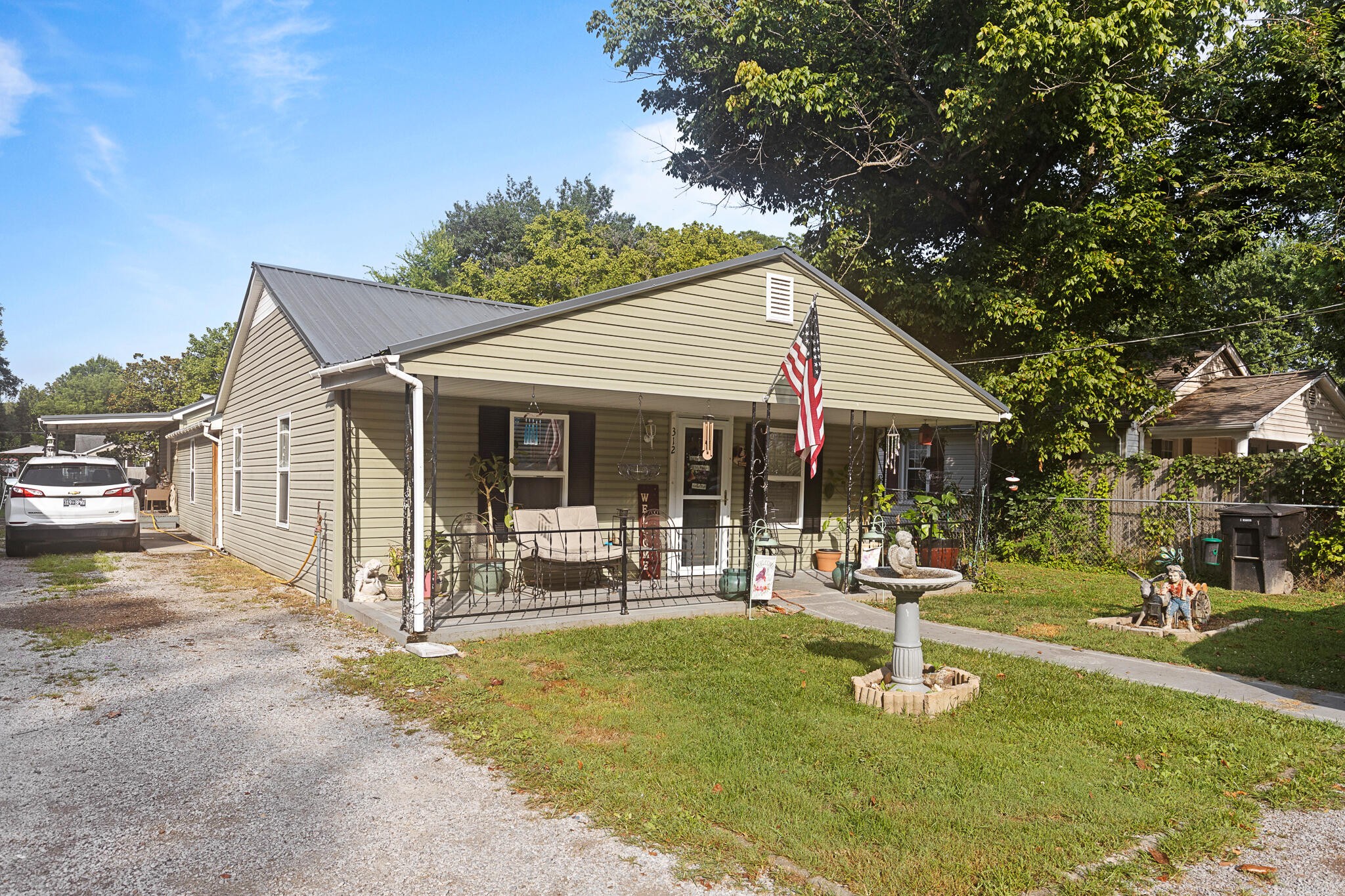 312 Gentry Street — sold