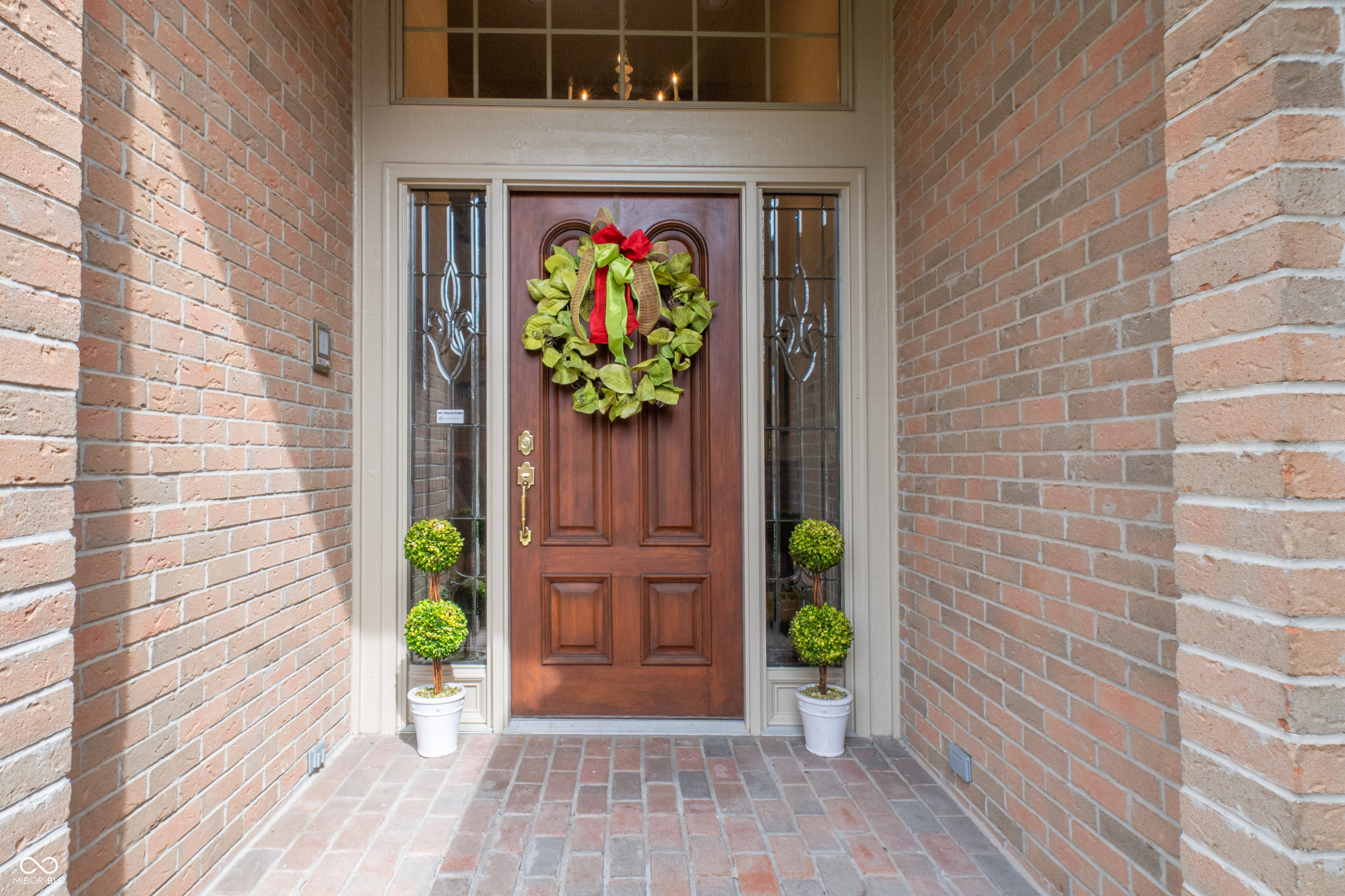 1700 Pathway Drive S