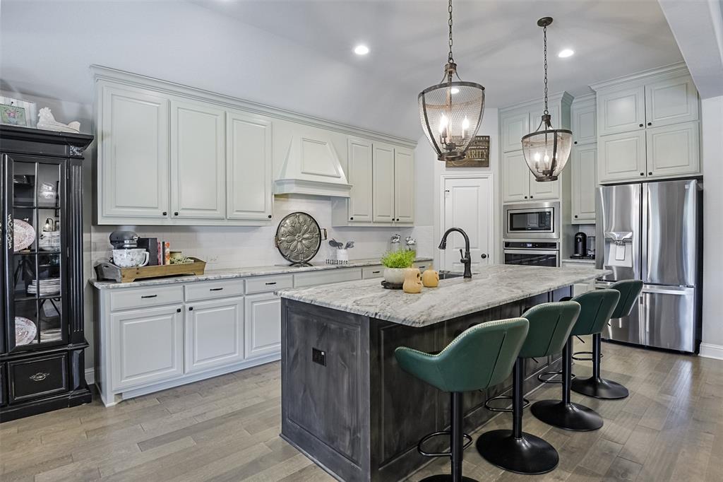3806 Pine Valley Lane