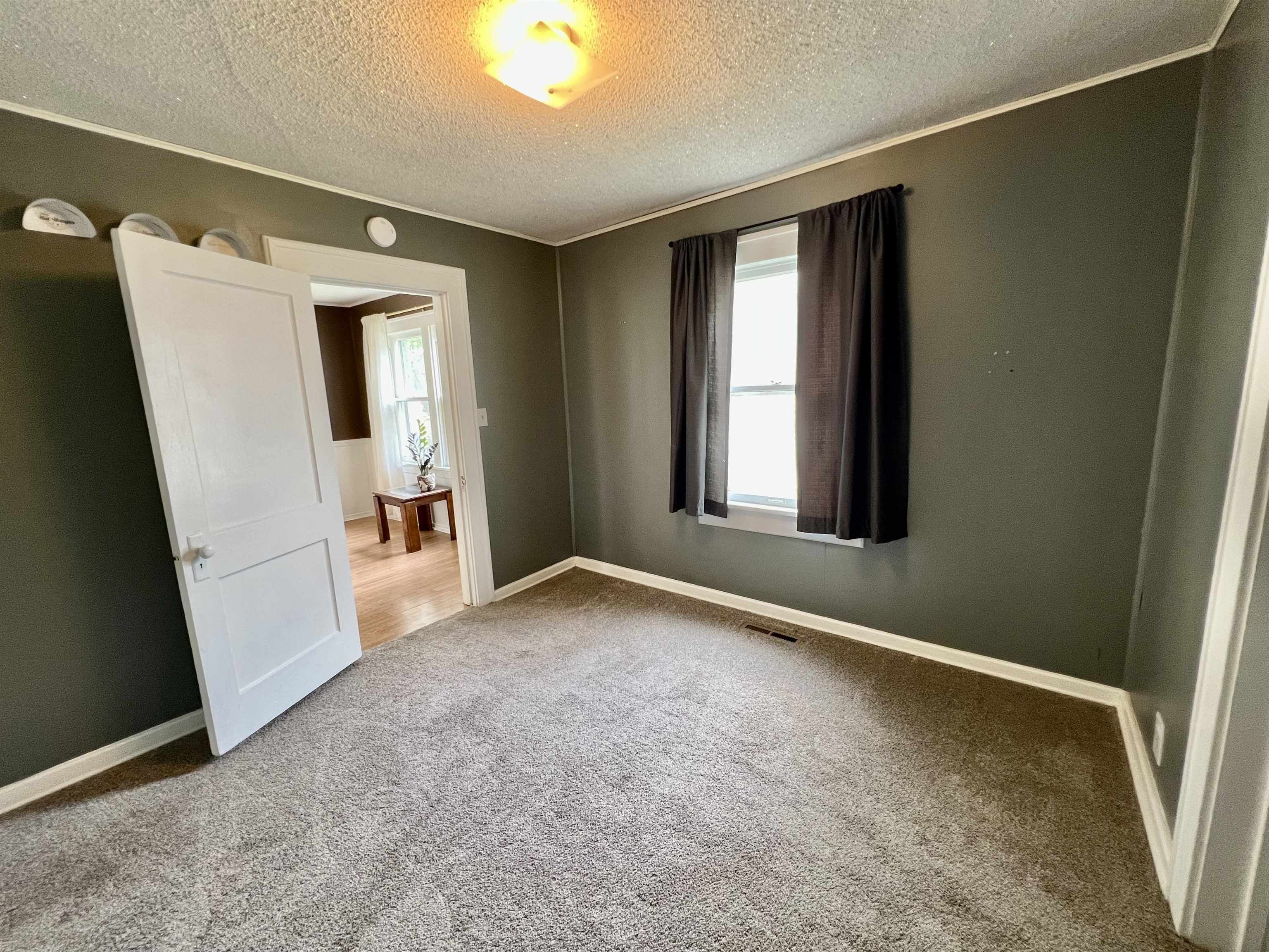1118 N B
