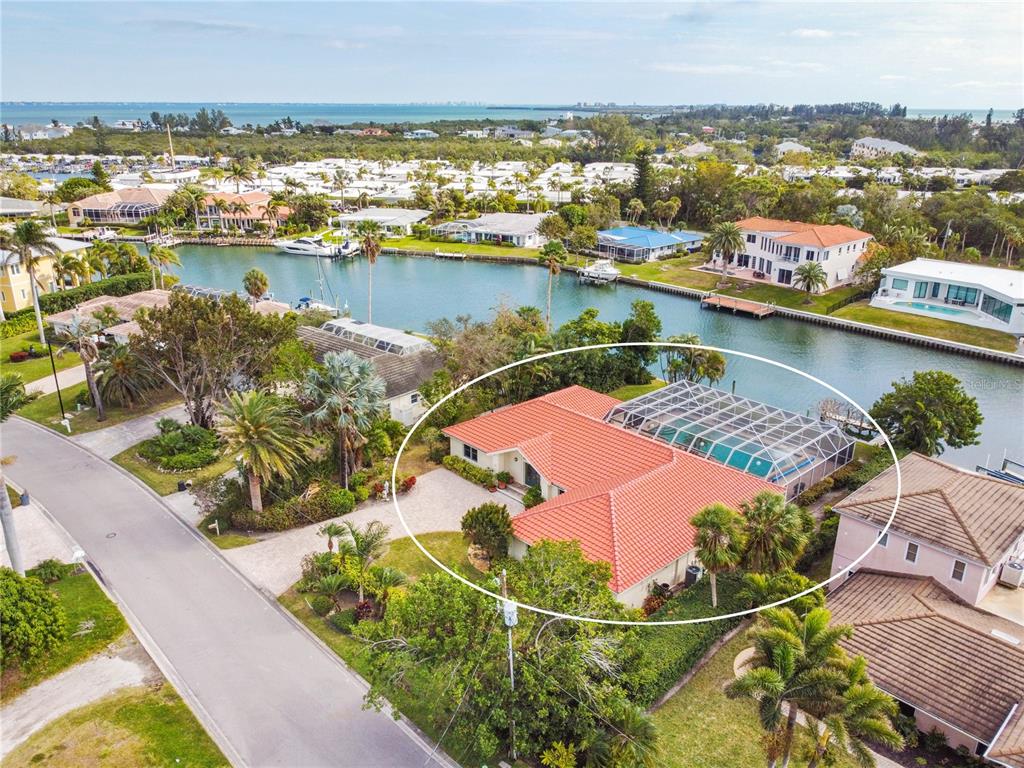 700 Old Compass Road