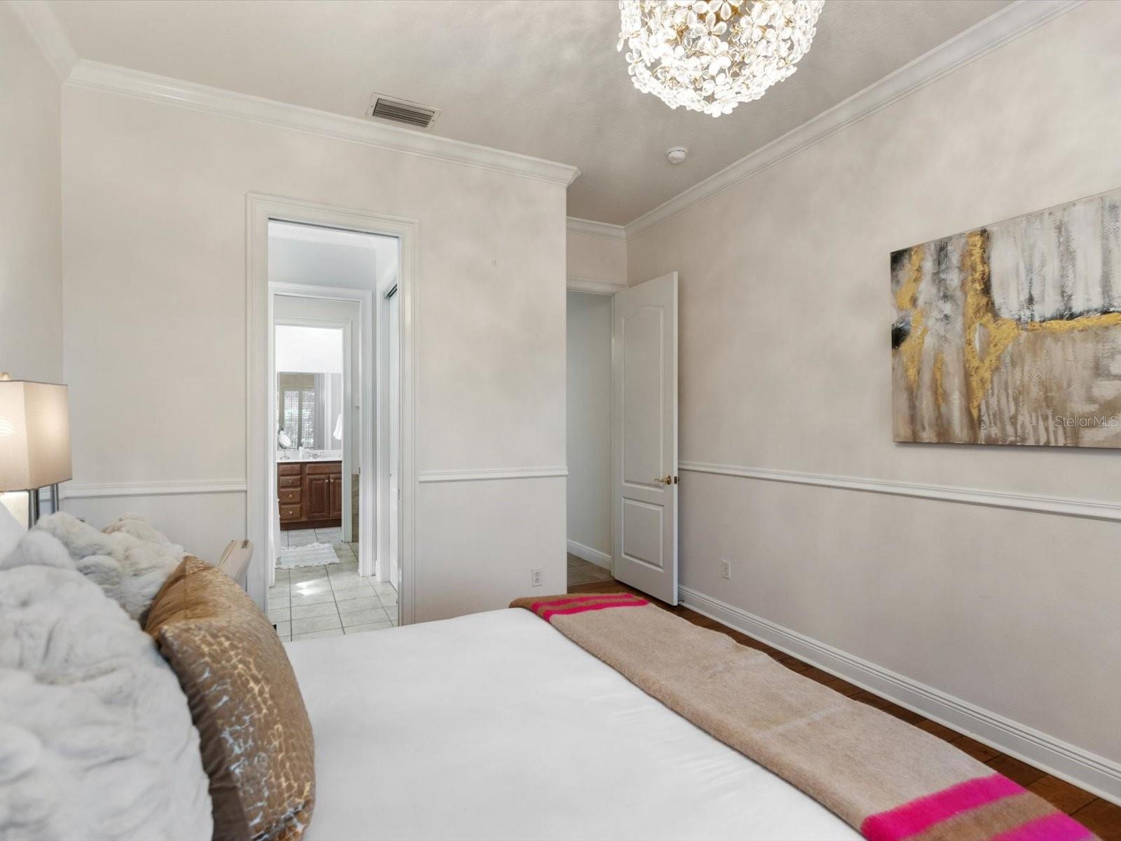 6215 Blakeford Drive