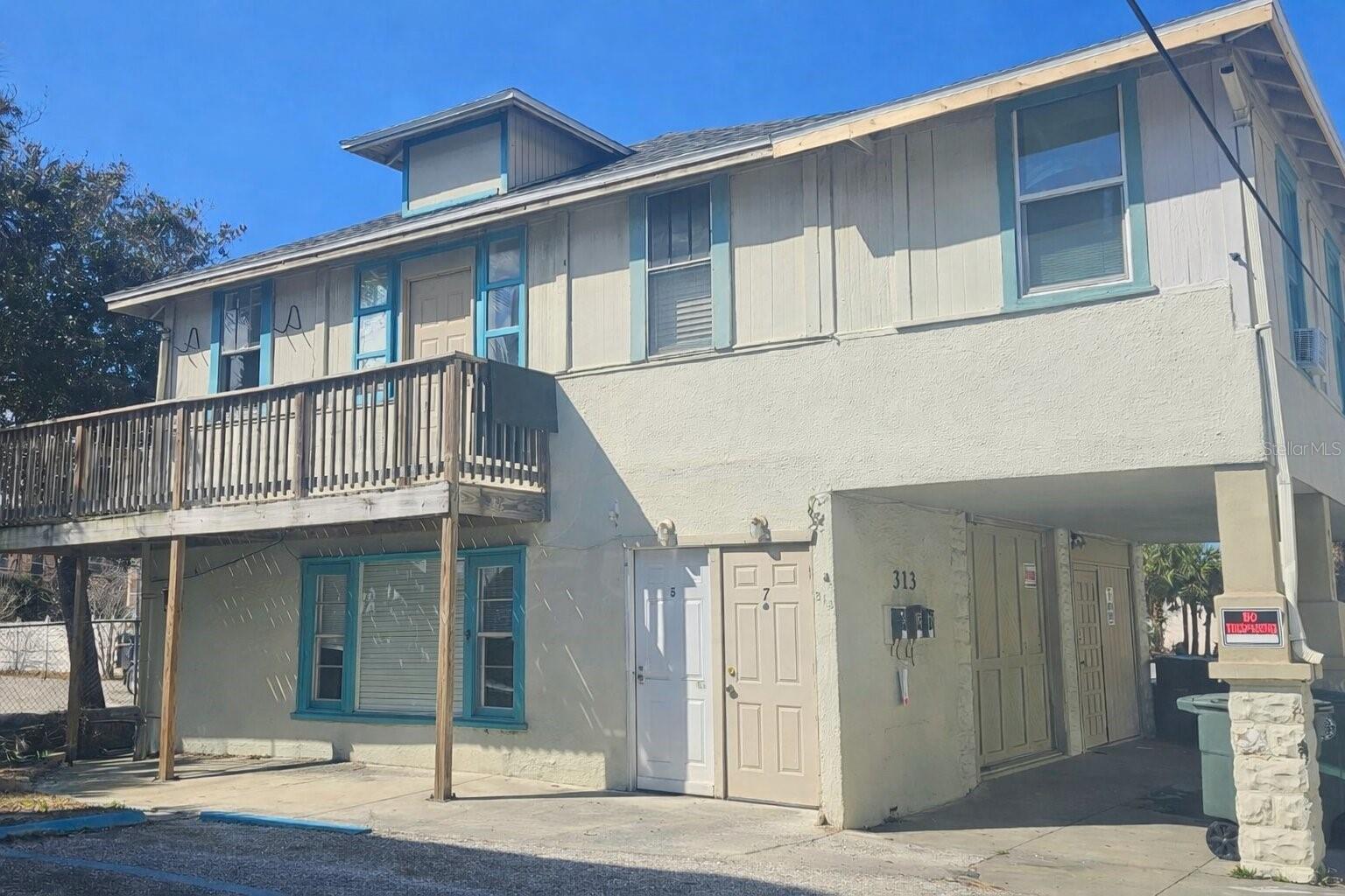 709 Ora Street 06