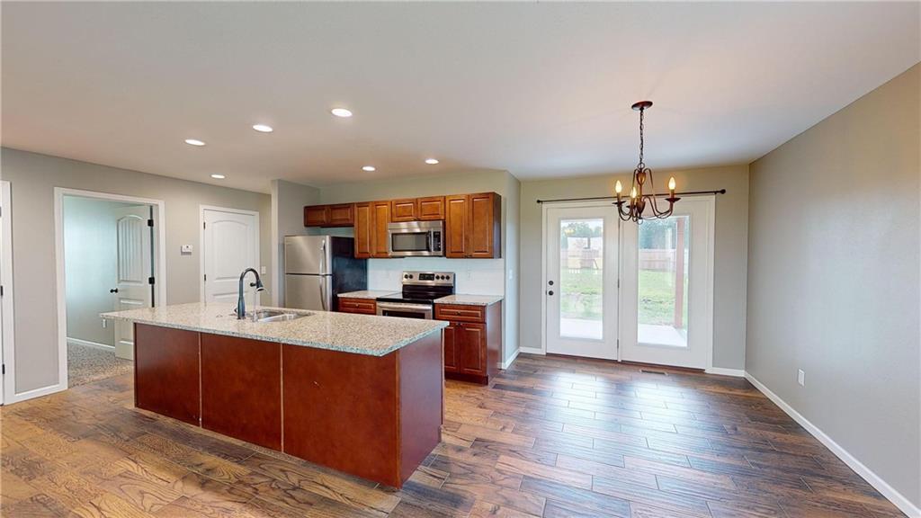 723 Meadow Lane