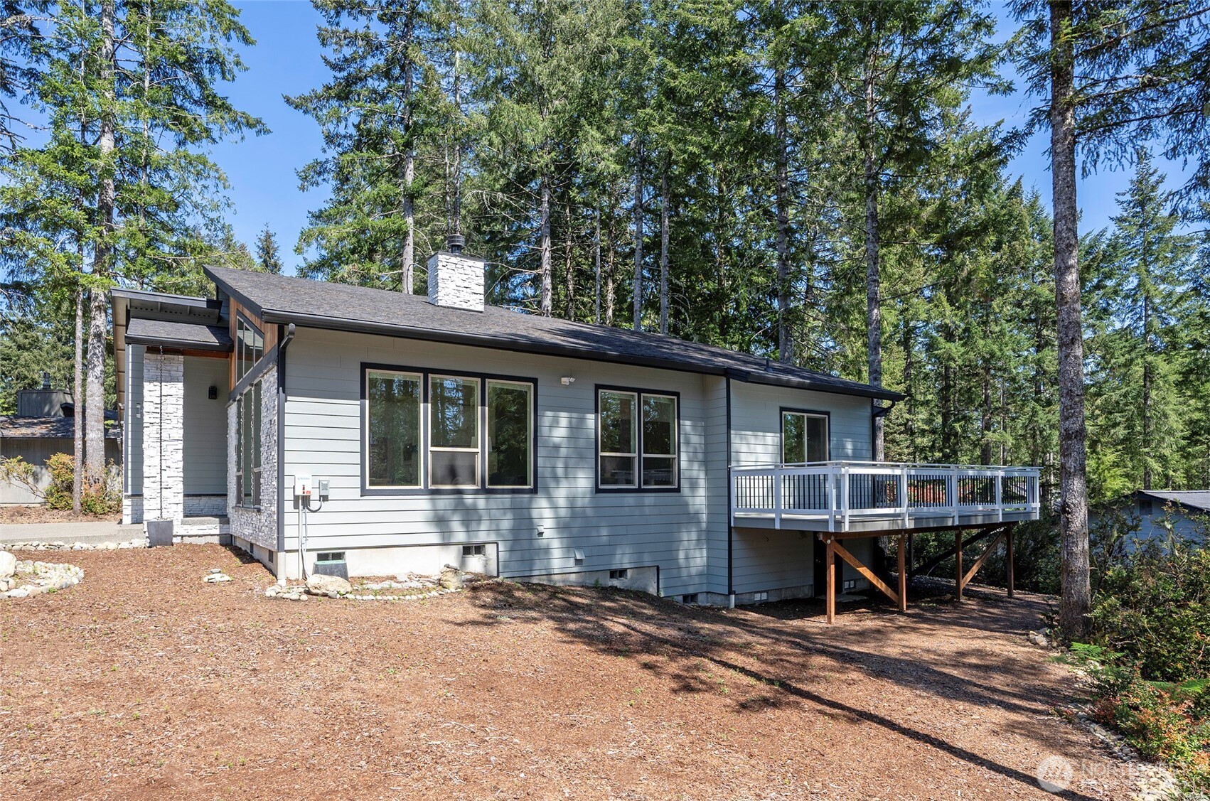 240 E Susan Lane