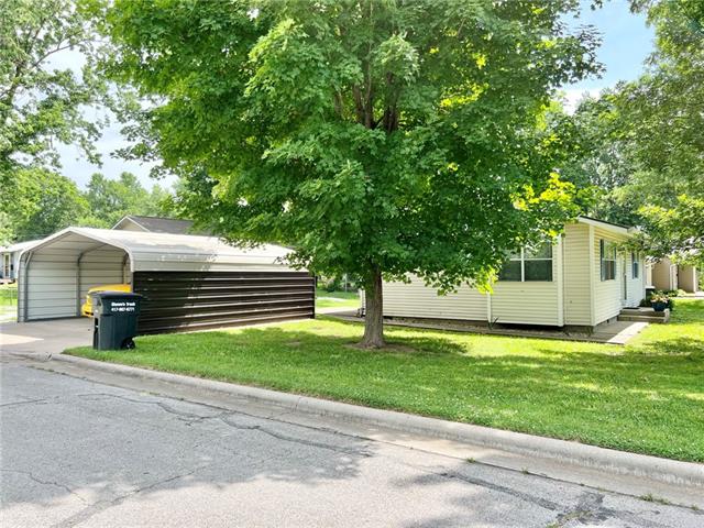 130 W Park Avenue