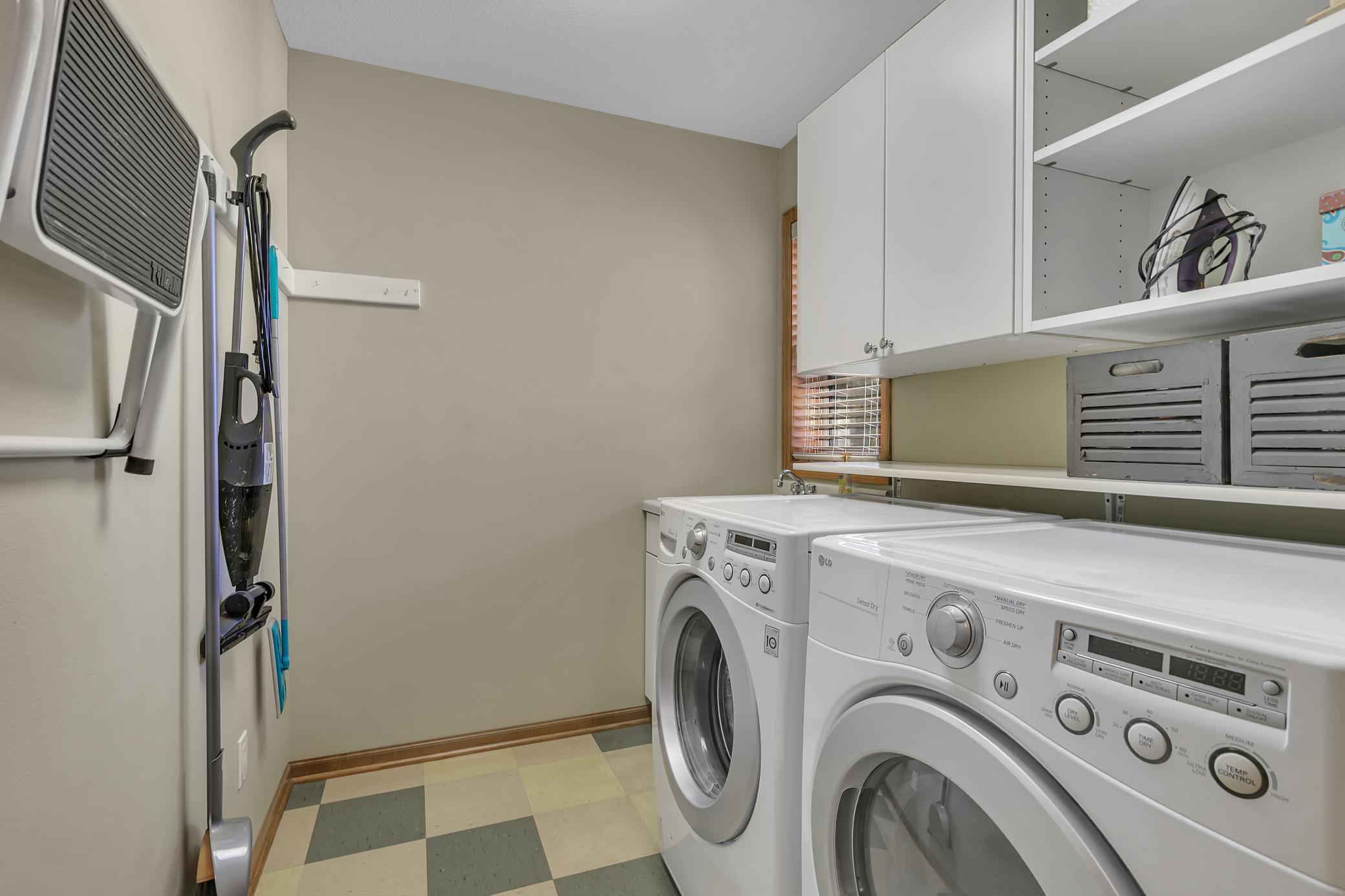 3615 Southridge Court